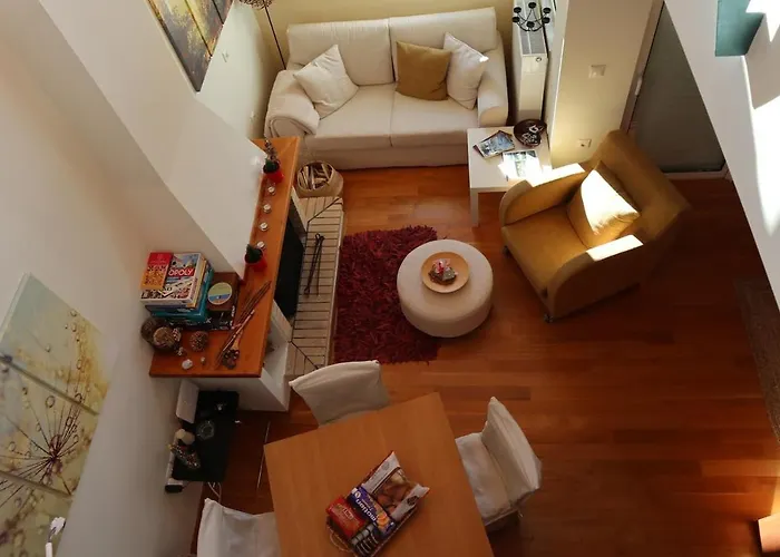 Dream Mountain House Калаврита